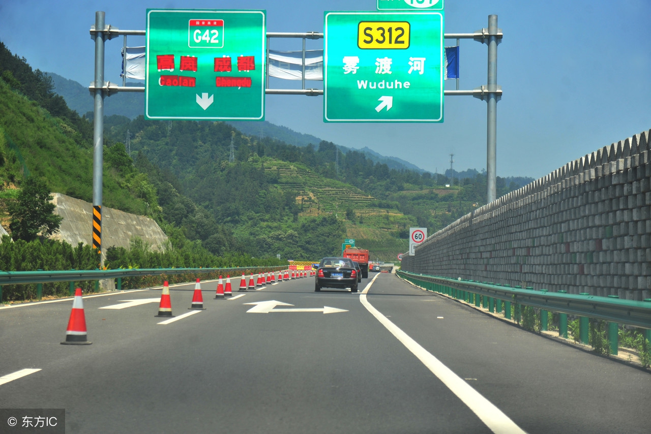 如何驶离高速公路,怎么驶离高速