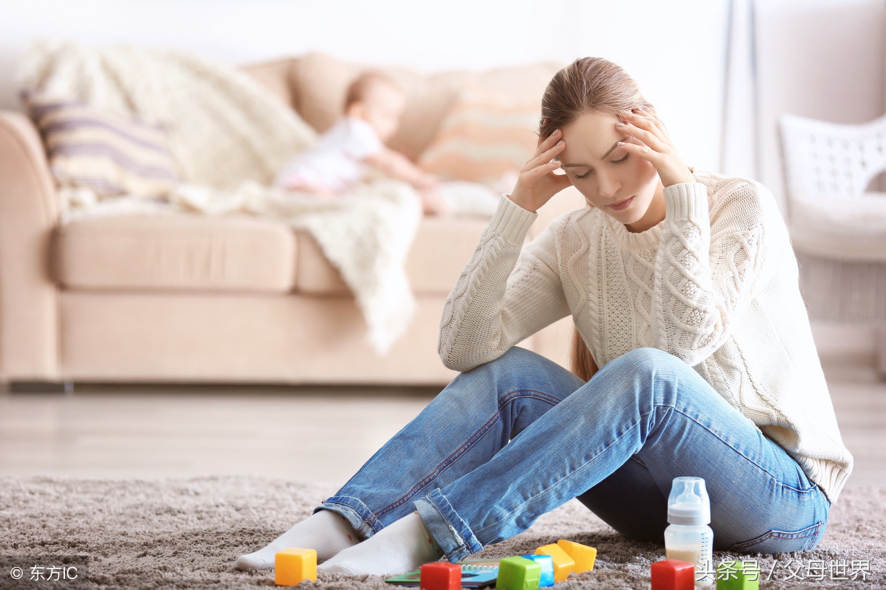 产后妈妈为什么会漏奶及解决方法,产后容易漏尿怎么办