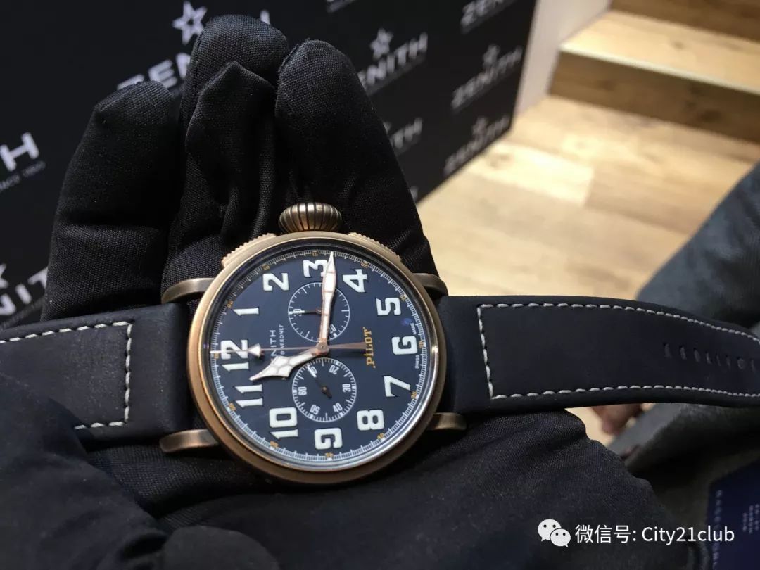 选择一组手表,选择一块腕表