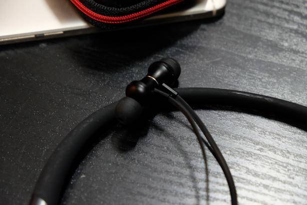 百元蓝牙耳机性价比之王漫步者z1,z1耳机测评