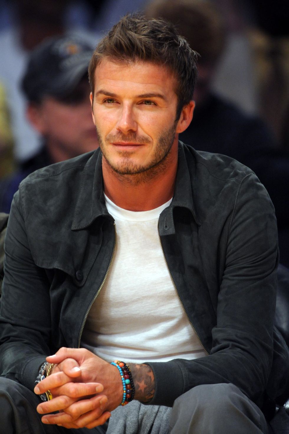 「善变的男人」贝克汉姆从少年到绅士的20款发型全记录