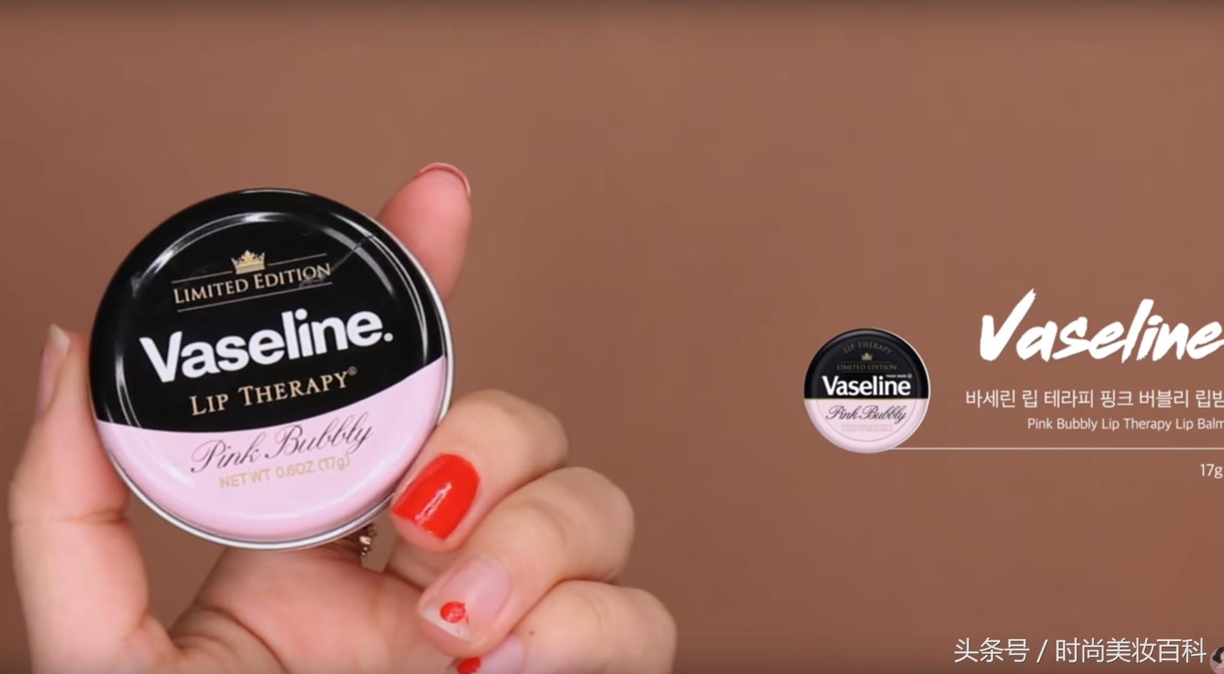 戴眼镜的美妆博主女,复古美妆博主妆容