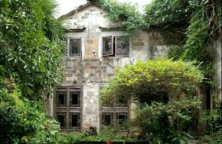 宏村张公馆：唯一能看到全村景色的民宿，住进明清300年的时光里