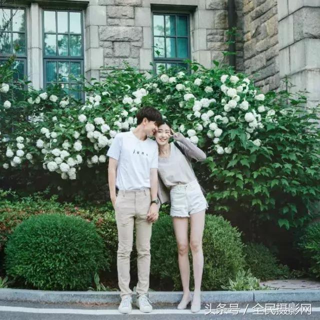 你负责貌美如花，我负责拍照那些一起开网店的摄影师情侣们~