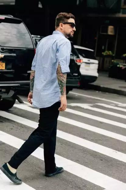 经典的条纹衬衫怎么穿,条纹衬衫适合什么人穿