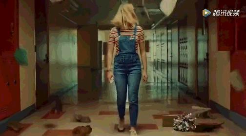 iphonex是不是第一个刘海屏,iphonex设计放到现在还不淘汰