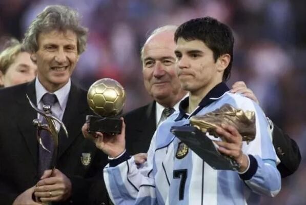 足坛伤仲永罗伊斯,足坛伤仲永一个庆祝动作闻名于世