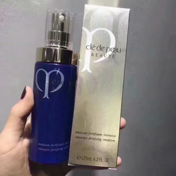 测评黛珂紫苏水乳,黛珂乳液哪款好用呢