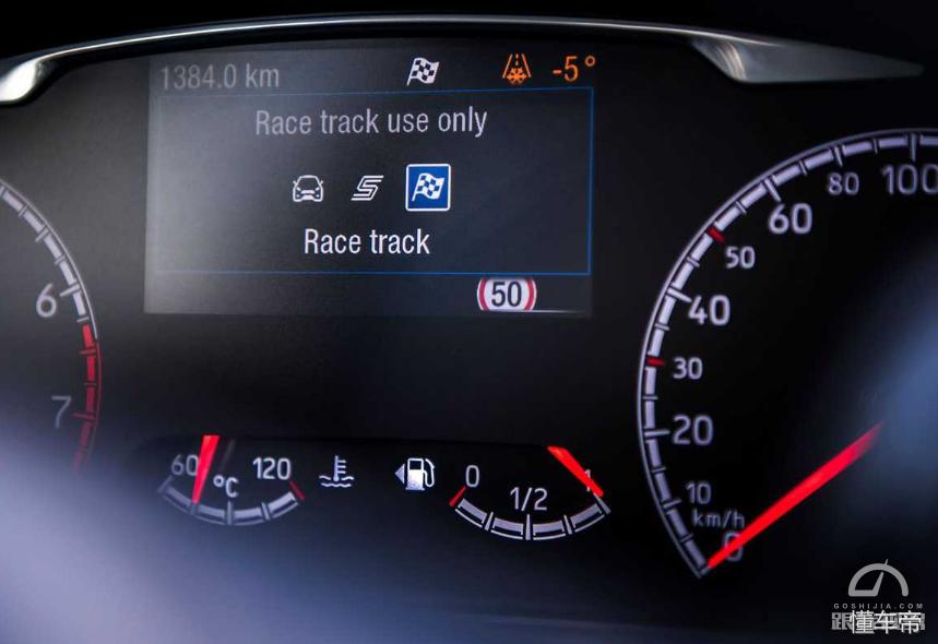 小钢炮福特新嘉年华,福特嘉年华st试驾