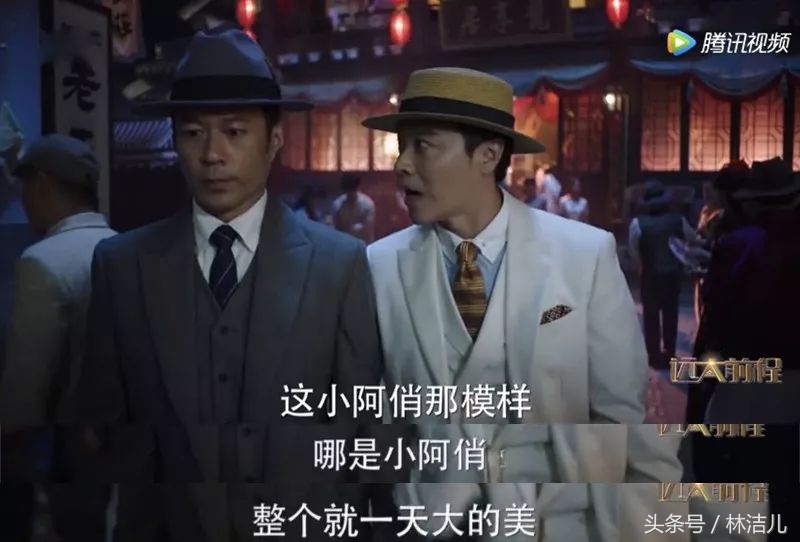 穿旗袍最风情万种,穿旗袍俏皮妩媚又复古灵动