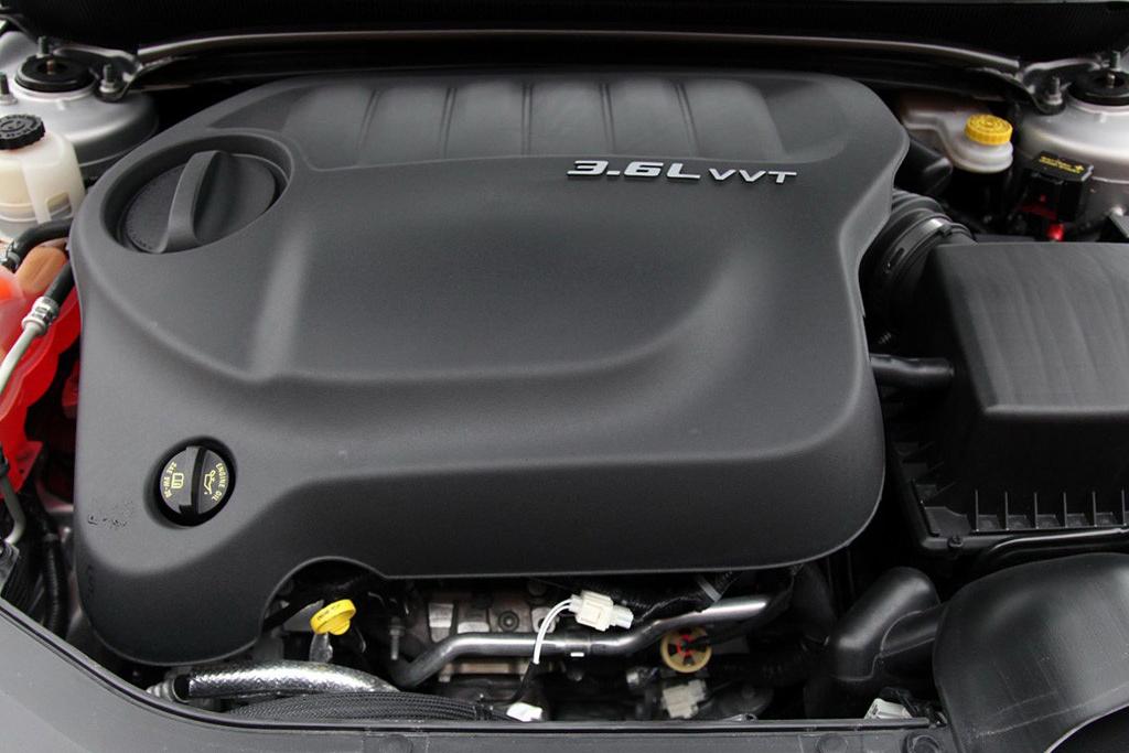 克莱斯勒200c尺寸,克莱斯勒200c上市价格