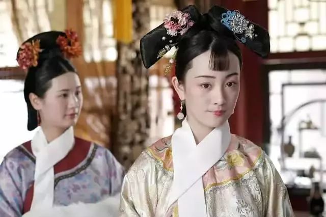 Z姓女明星回应整容却被扒出“小三”旧事,还与“正室”互撕?