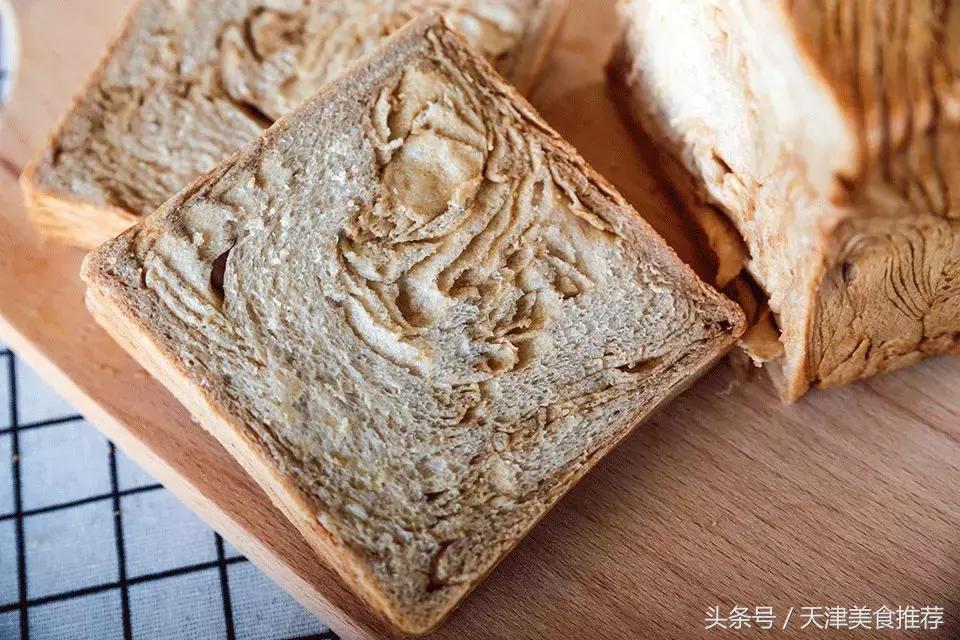 这家网红店所有吐司居然免费试吃,网红最新爆款吐司