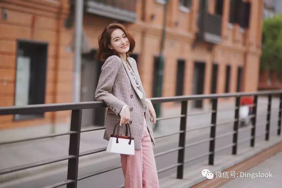 高端湿滑缎面衬衫怎么搭,高质量格子衬衫怎么搭配