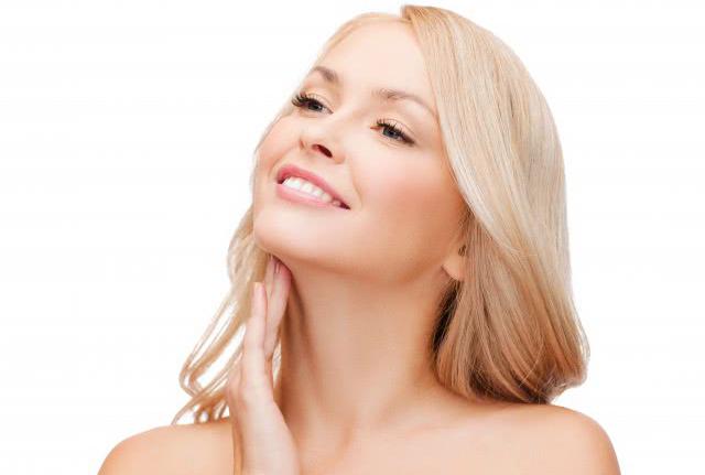 怎样让下巴变尖小窍门,怎么使下巴变尖方法