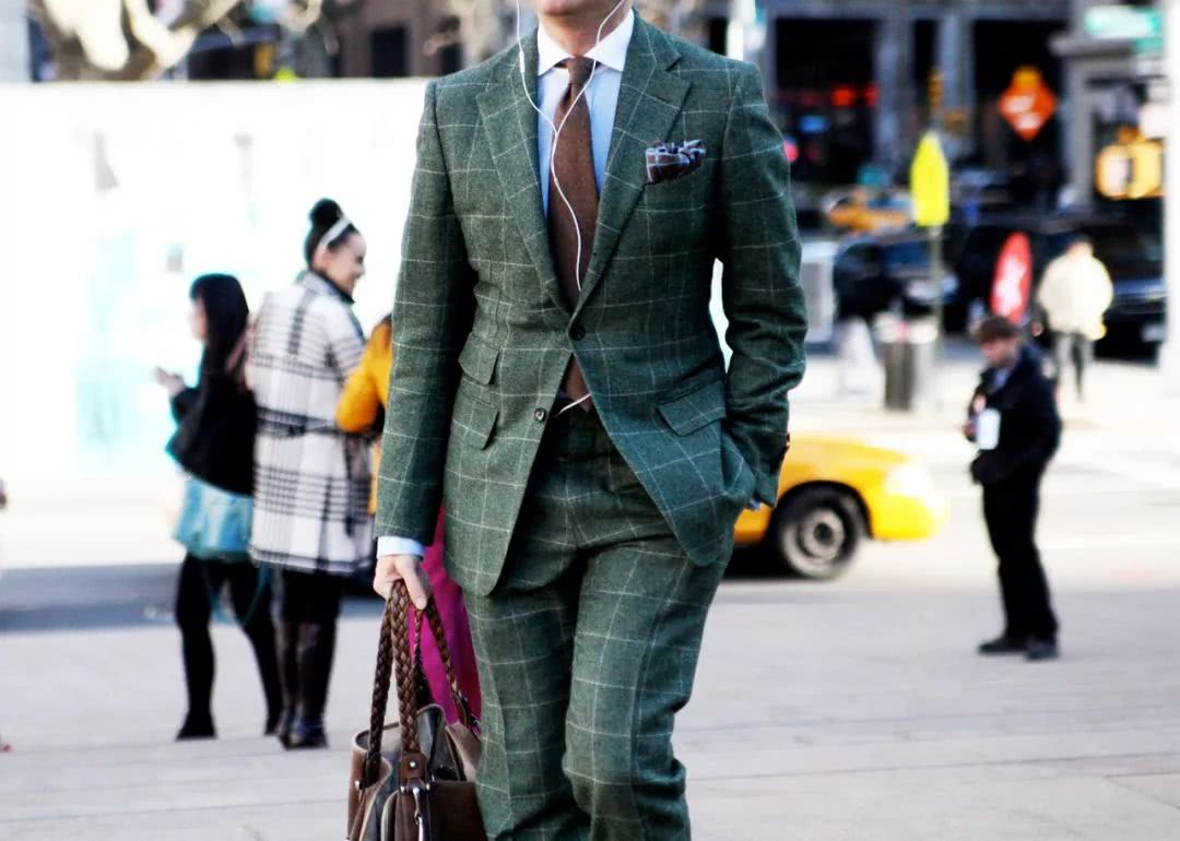 长得黑被嫌弃怎么回,长得黑被人骂怎么办呢