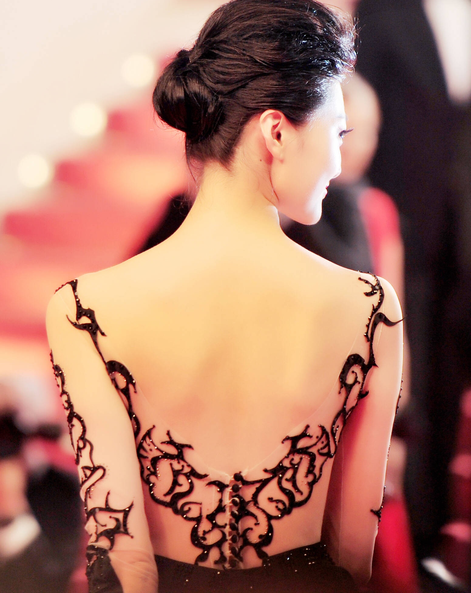 打脸戛纳红毯,戛纳红毯不被催促的中国明星