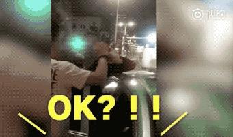 外国人当街*戏调**中国女孩遭路人群殴，混迹在中国的洋垃圾如此嚣张