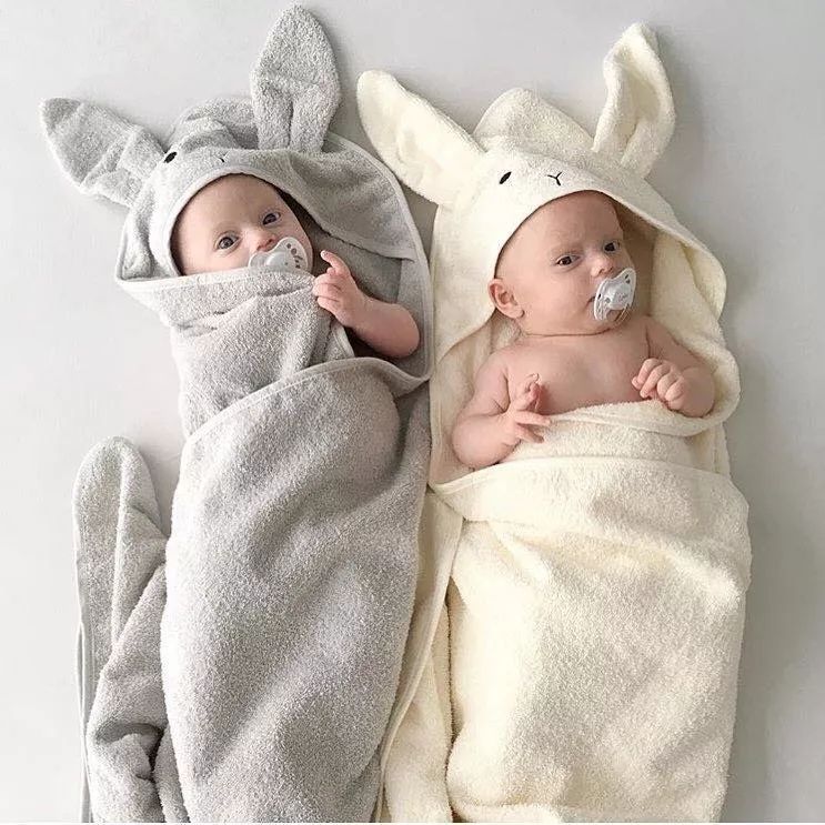 天天给小孩洗澡为什么还臭,天天给孩子洗澡会造成湿气重吗