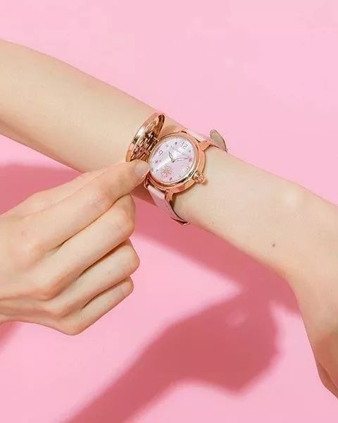 除了dw还有啥粉底液值得入手,除了机械表还有哪些手表值得购买