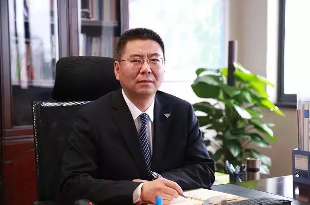 揭秘丨国内最早成立的商用光纤光缆研发生产企业的“滚打摸爬”