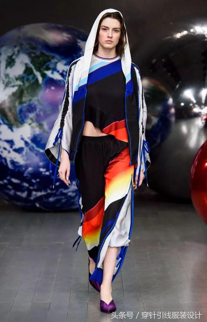 流行跑步运动套装,洋气时尚潮流设计师款运动套装