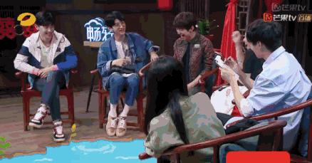 白敬亭魏大勋互相吐槽,山花为啥是形容魏大勋和白敬亭的