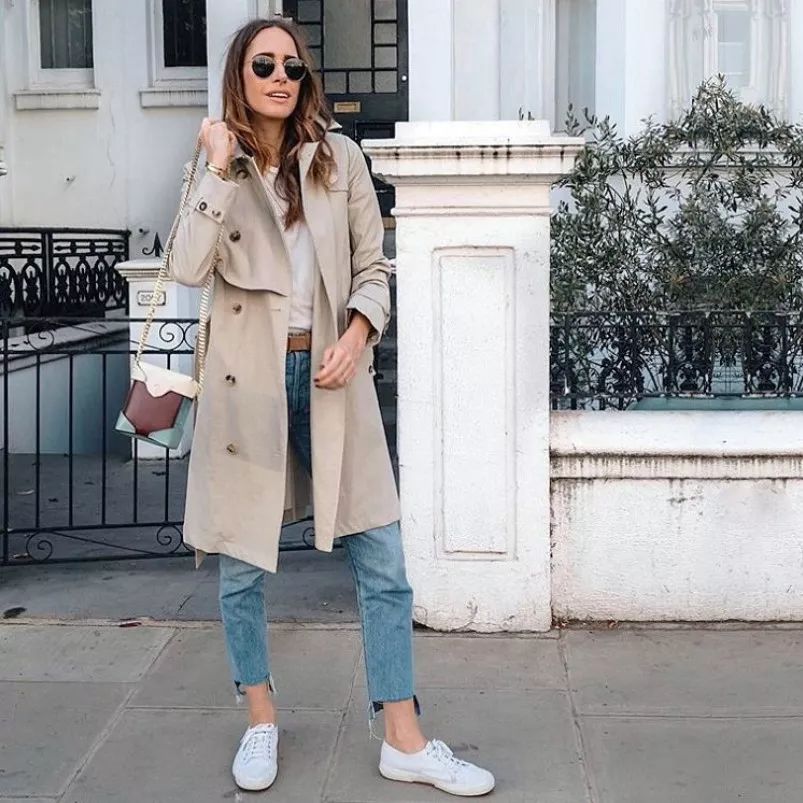 王菲同款鞋子300元,明星同款舒适耐穿小白鞋