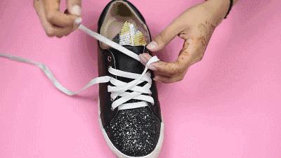 adidas贝壳头鞋带不打结系法,怎么鞋带不打结也不会松开篮球鞋