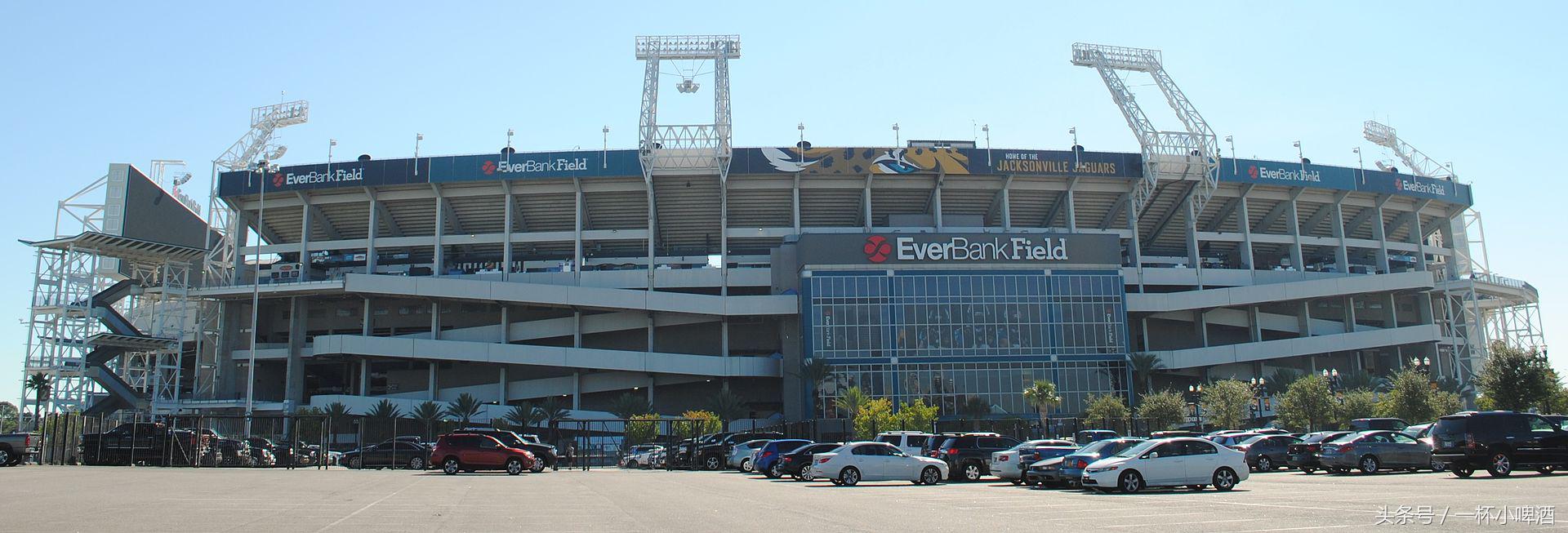 在美国橄榄球赚钱还是篮球赚钱,在橄榄球运动中能学到什么