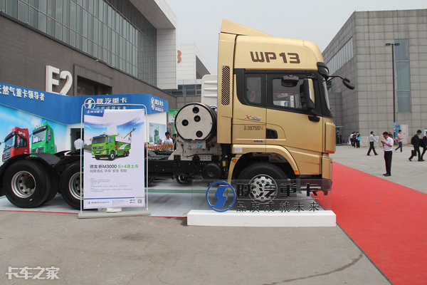 13升430马力LNG发动机,这台天然气重卡的驾驶室也能拉窗帘