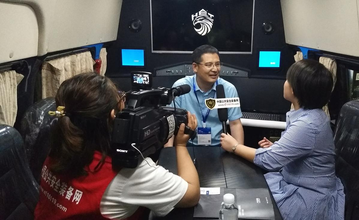 众星齐聚珠海航展,警博会新式装备