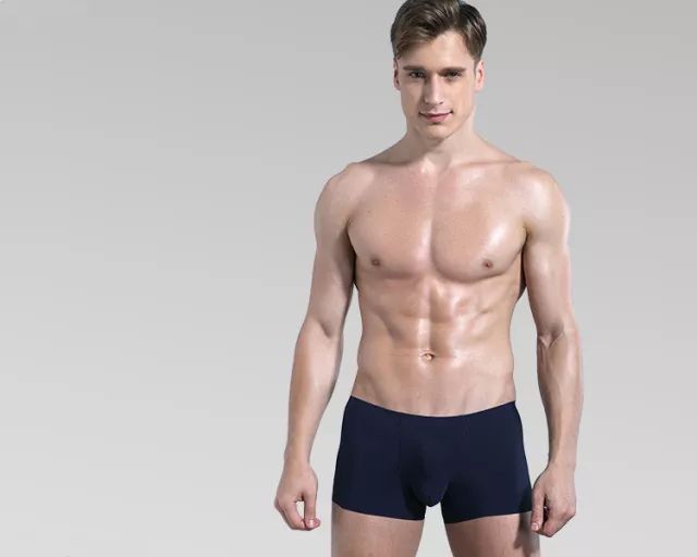 别让劣质*裤内**谋杀了你的子孙后代,这条丝滑透气、自降温的羊奶丝*裤内**值得所有男人拥有