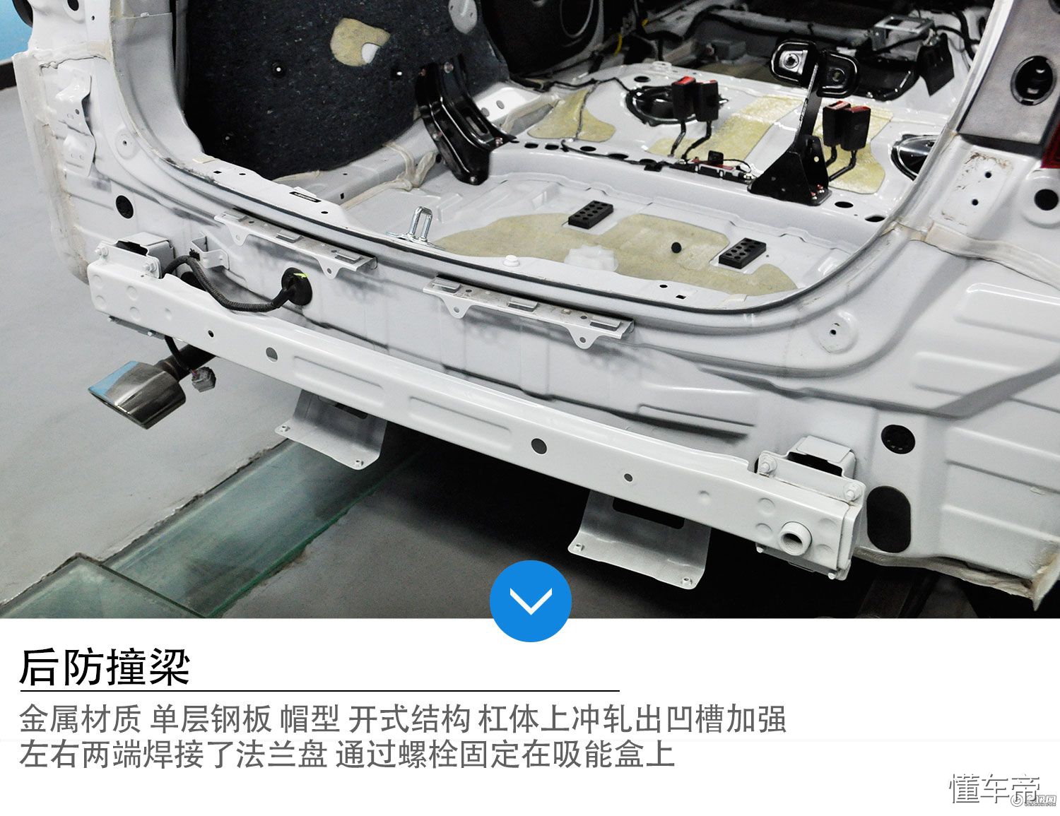 哈弗h2门板拆解视频,哈弗h2前雾灯罩拆解