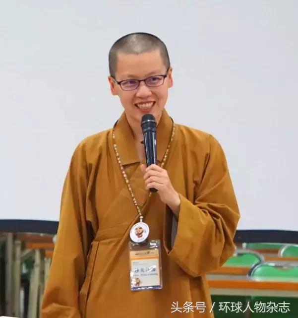 从全班垫底到星云大师首席英文女翻译，她是如何炼成的