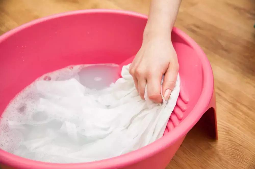 睡衣一个月不洗正常吗,睡衣一个月不洗会怎么样