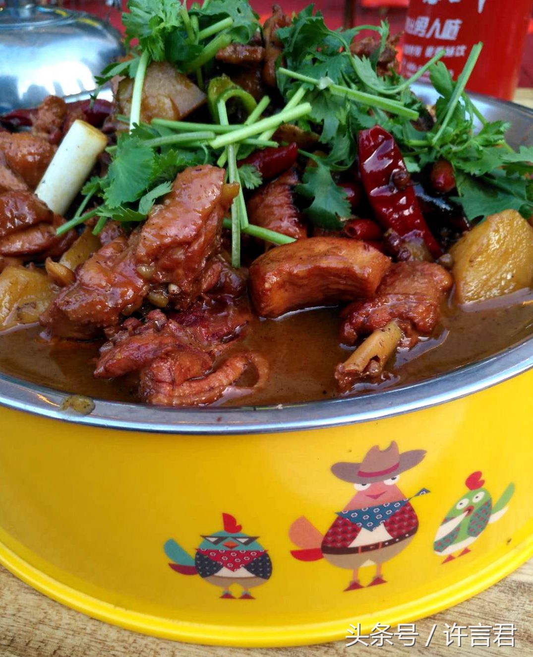 郑州大盘鸡为什么叫西部大盘鸡,西部大盘鸡为啥都不一样