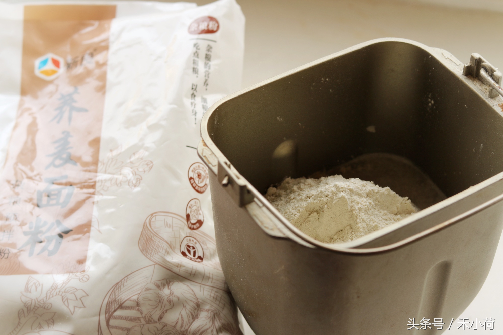 什么粗粮馒头耐饿又好吃,什么粗粮做馒头好吃又有营养