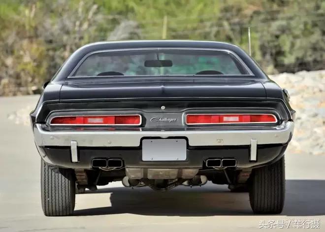 道奇挑战者新款旧款对比,道奇挑战者怀旧款有什么亮点