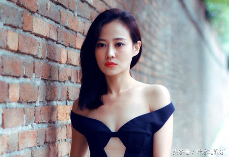 长相酷似王宝强的女人,长相酷似郝蕾的女模特