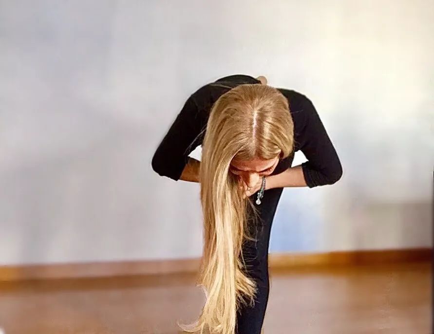 床上瘦腿动作大腿和小腿,瘦腿大腿前突小腿后突