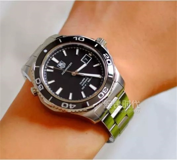 泰格豪雅竞潜和f1哪个好,泰格豪雅竞潜石英表怎么样