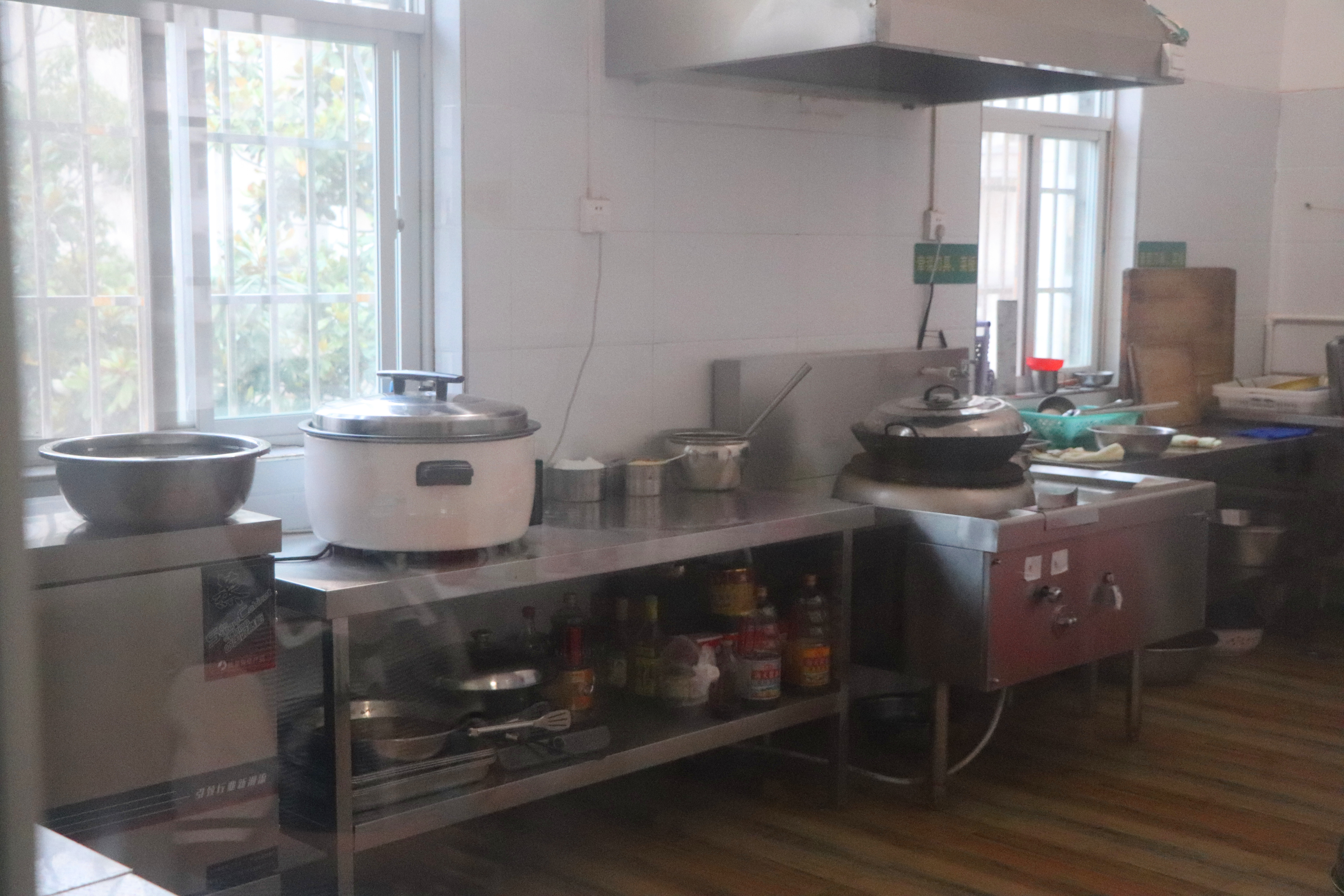 明港留守家园，有个美丽的园长想对您说