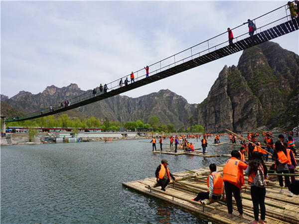 高山漂流完整版,高山悬崖漂流
