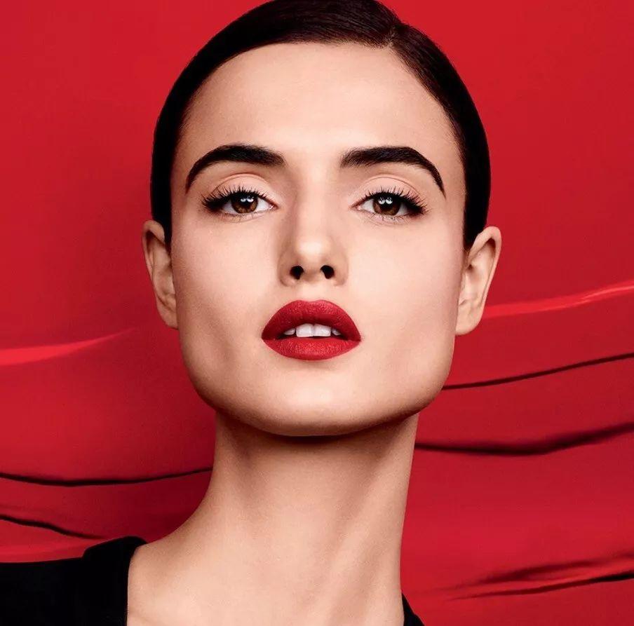 纪梵希口红发霉发黑长毛,纪梵希口红长毛是真的吗