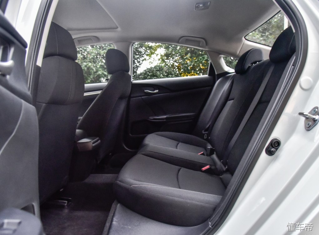 丰田凯美瑞鼓包,本田雅阁丰田凯美瑞底盘分析