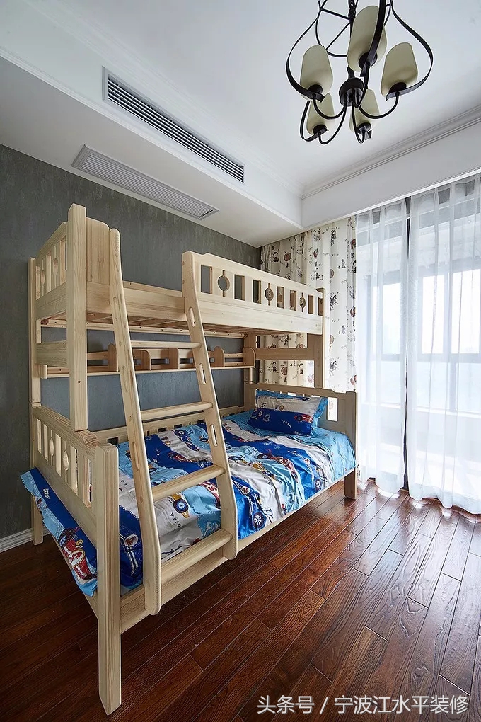 儿童两层床怎么选,两个孩子双人床怎么选