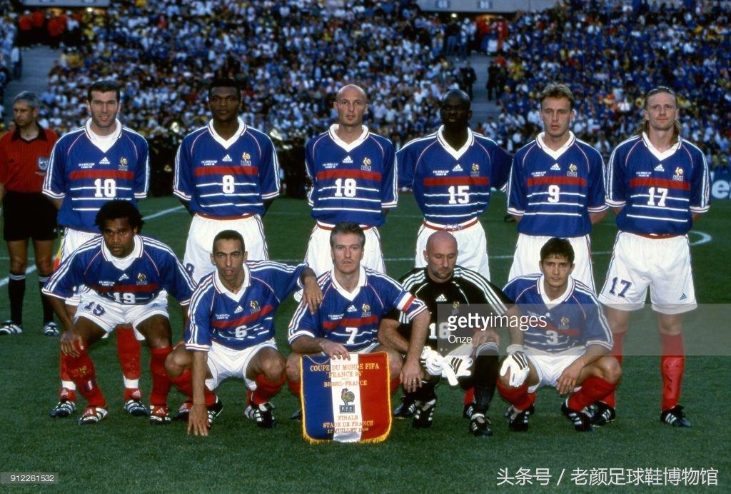 02年世界杯足球鞋回顾,世界杯最火前十的足球鞋