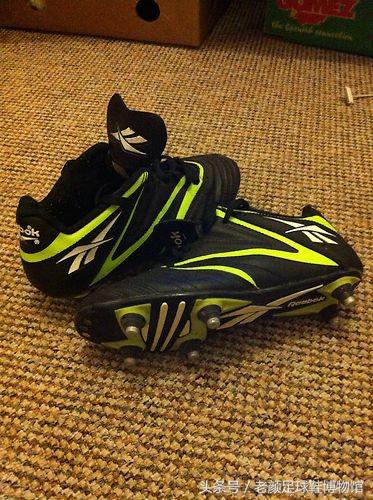 02年世界杯足球鞋回顾,世界杯最火前十的足球鞋