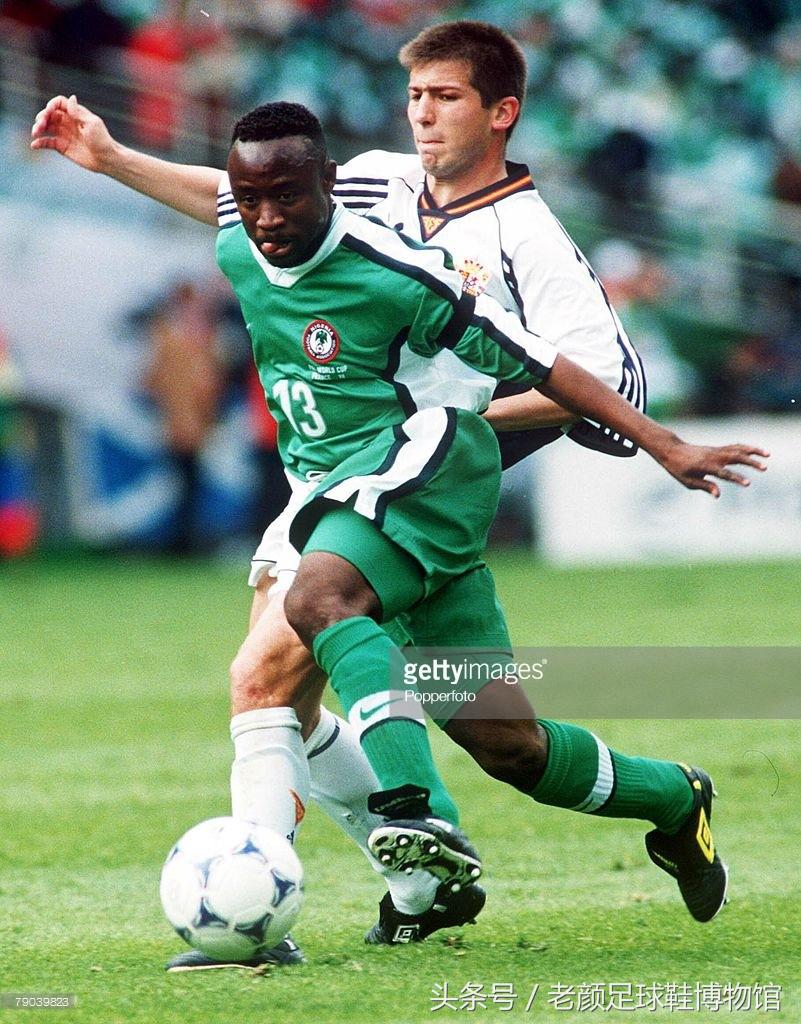 02年世界杯足球鞋回顾,世界杯最火前十的足球鞋